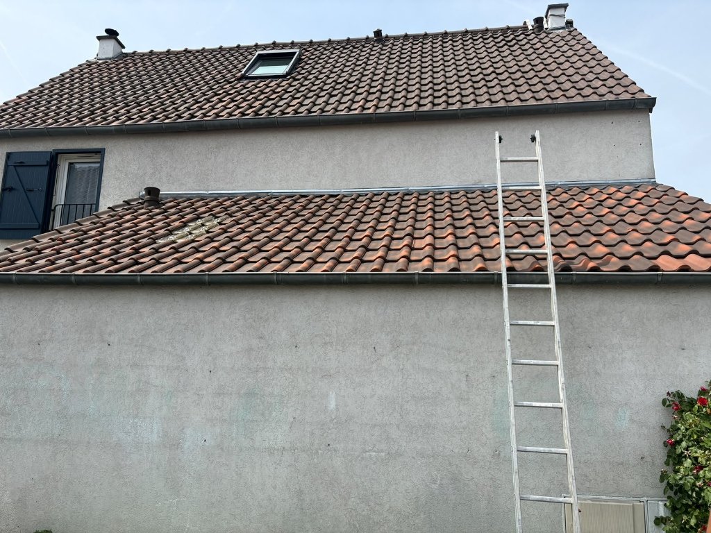 Pose de fenêtres de toit Velux